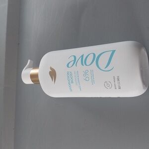 Dove Hydration Boost Body Wash - White and Gold